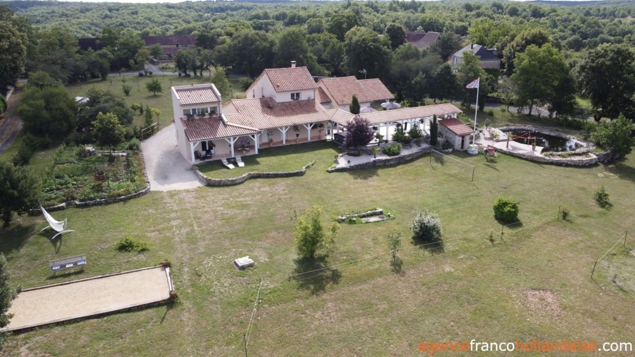 Maison à vendre, 185m², Brouchaud