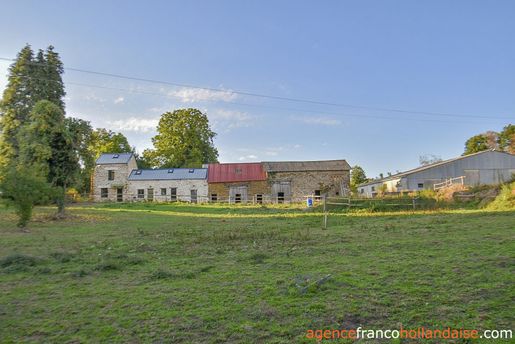Maison 6 pièces 90 m² · à Saint-Méard · 90 m² · 180 000 €