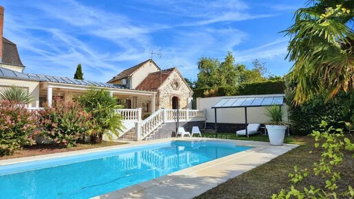 Maison 7 pièces 230 m² · à Graçay · 230 m² · 396 500 €