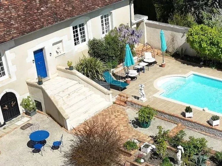 Maison à vendre, 438m², Bourges