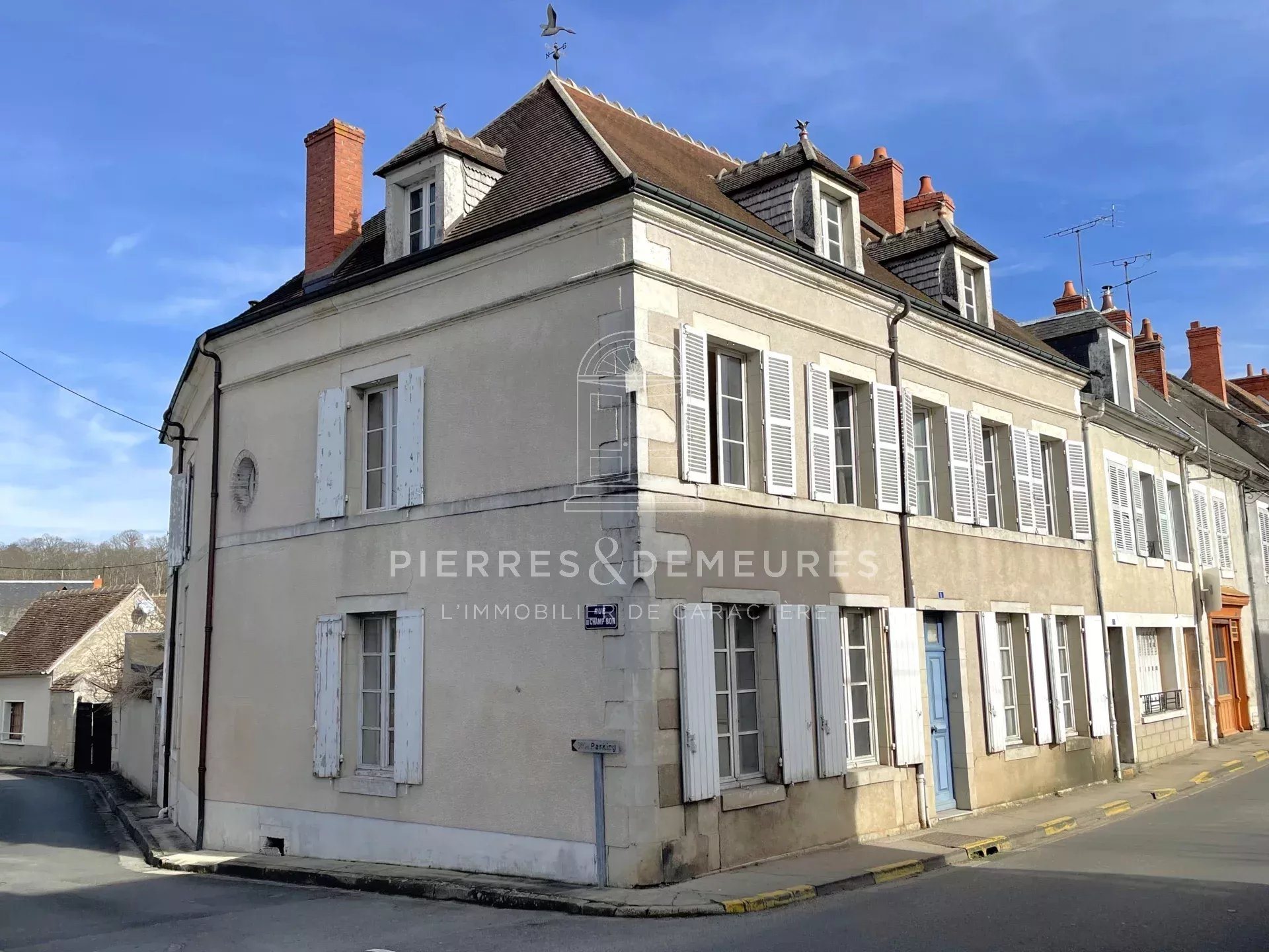 Maison à vendre, 196m², Châteauneuf-sur-Cher