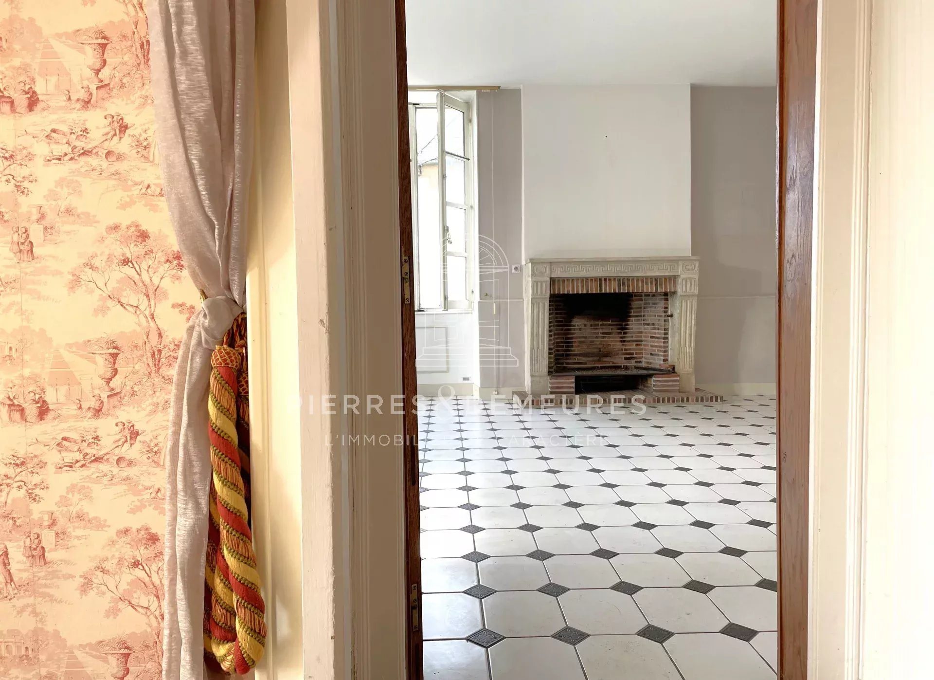 Maison à vendre, 196m², Châteauneuf-sur-Cher