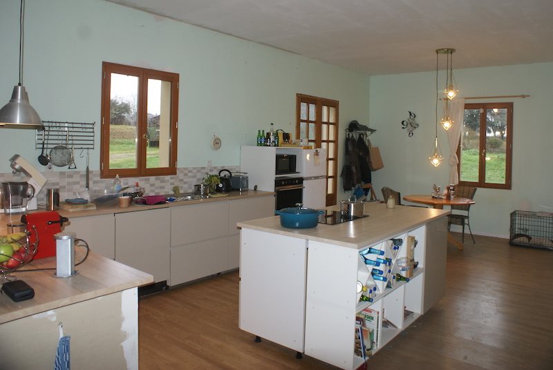 Maison à vendre, 200m², Bonneville-et-Saint-Avit-de-Fumadières