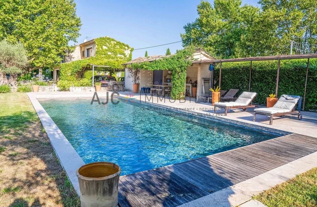 Maison à vendre, 242m², Saint-Rémy-de-Provence
