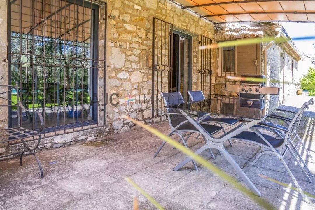 Maison à vendre, 295m², Eygalières