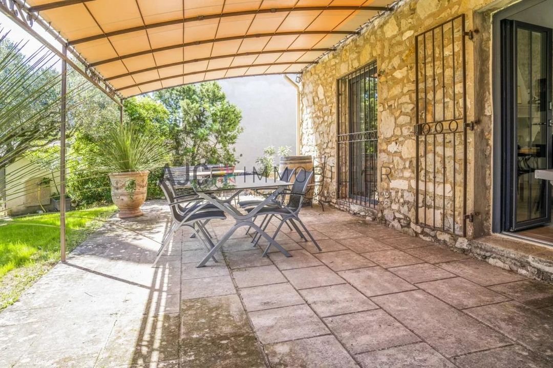 Maison à vendre, 295m², Eygalières