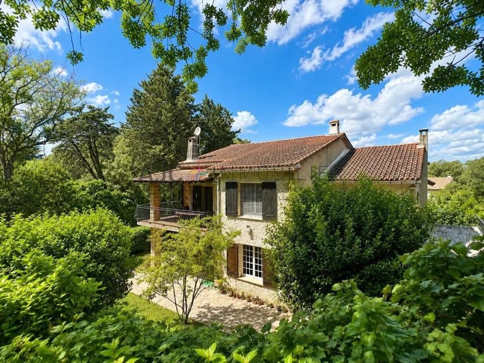 Maison à vendre, 214m², Saint-Etienne-du-Grès