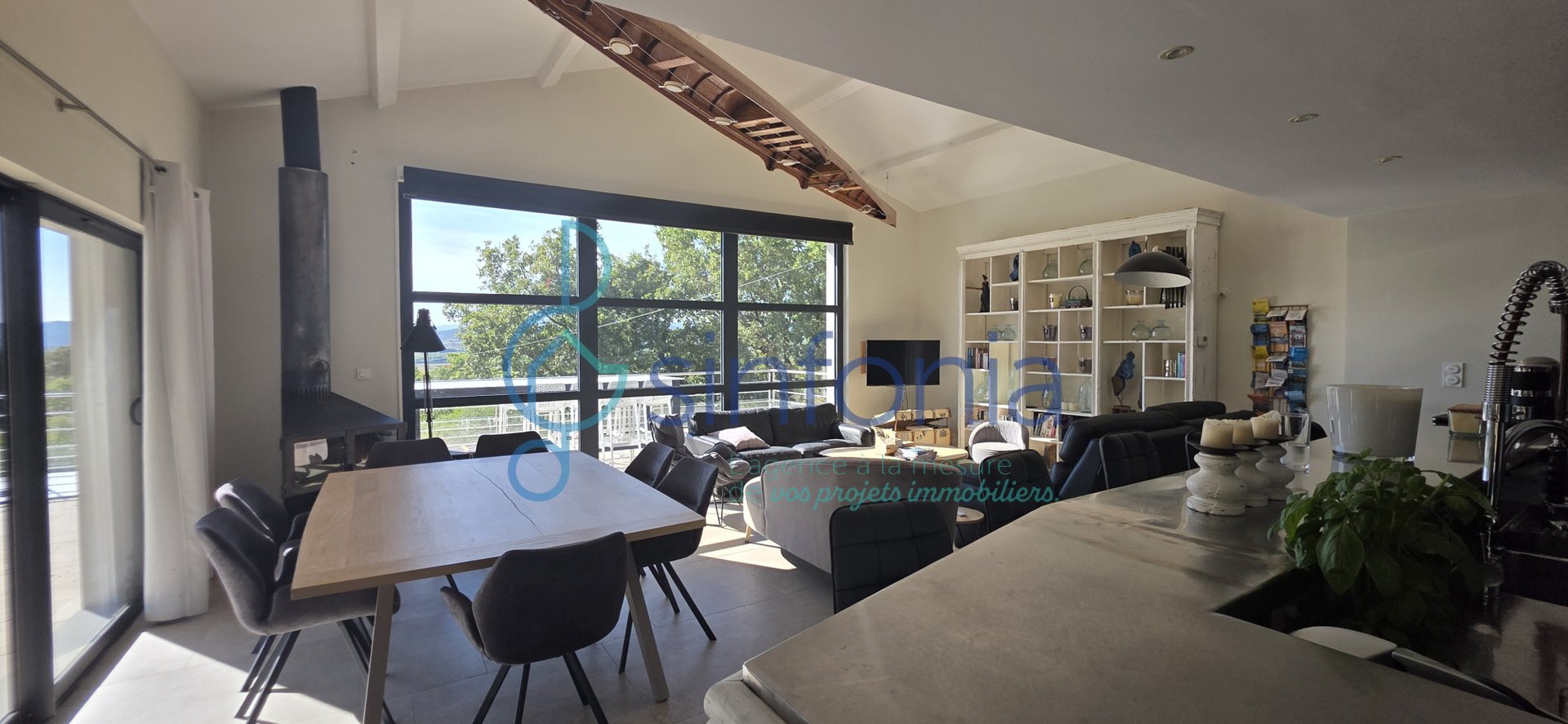 Maison à vendre, 280m², Saint-Jean-de-Maruéjols-et-Avéjan