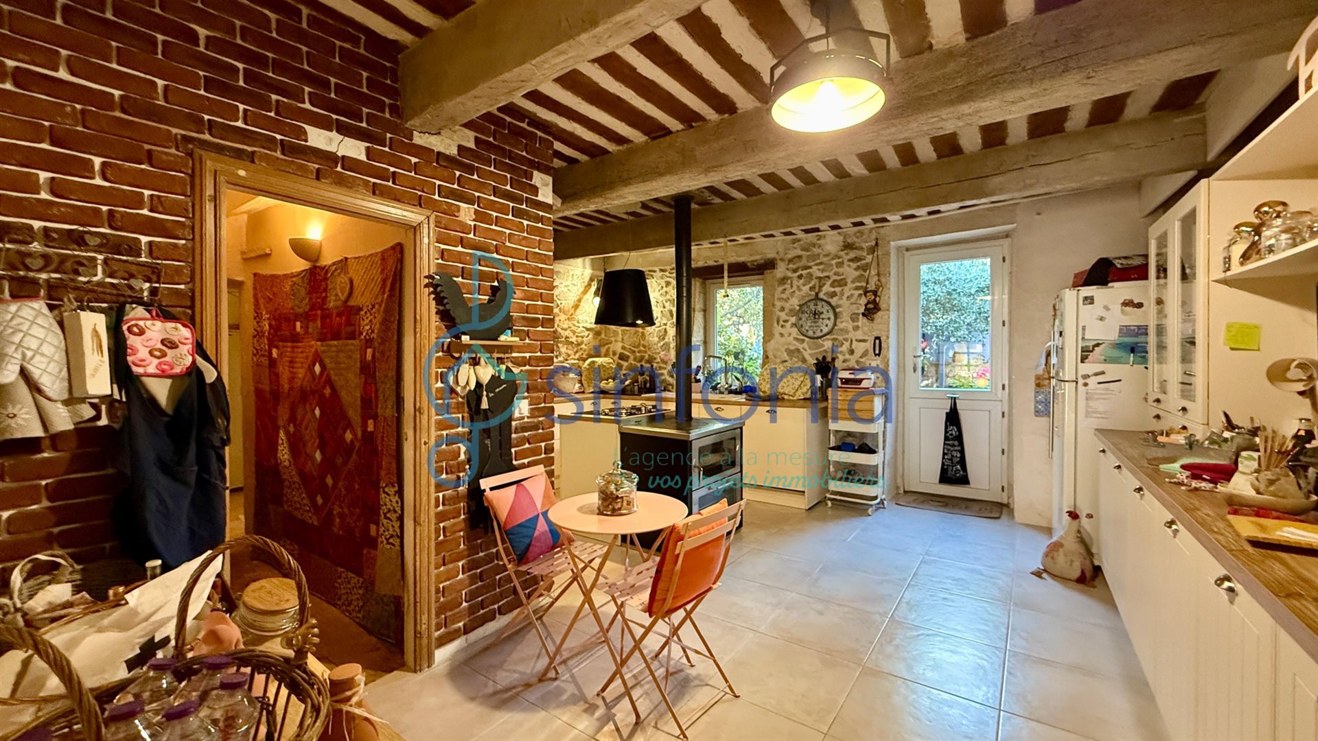 Maison à vendre, 215m², Lédenon