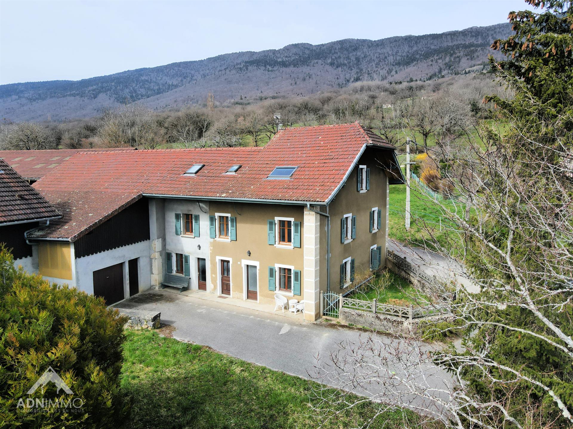 Maison à vendre, 223m², Saint-Jean-de-Gonville