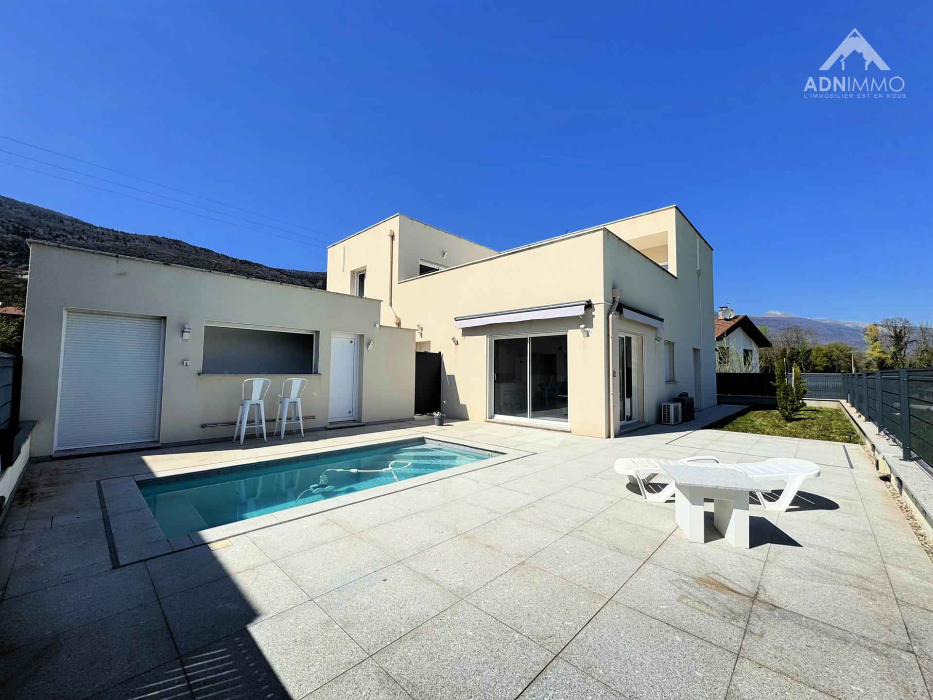 Maison à vendre, 155m², Farges