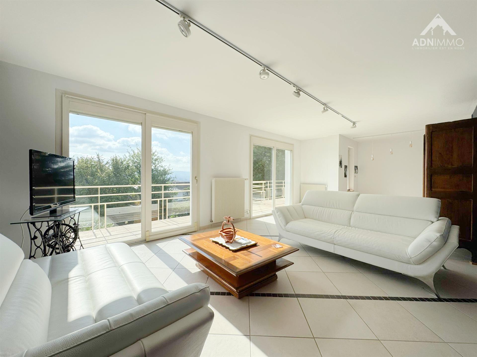 Maison à vendre, 240m², Challex