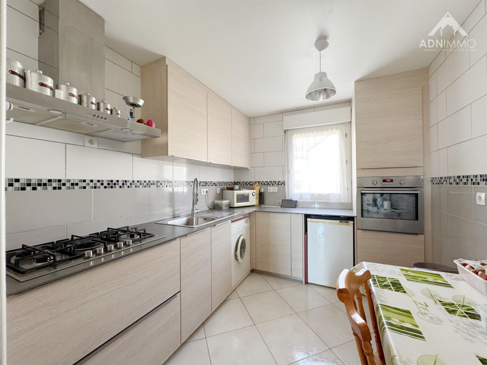 Appartement à vendre, 72m², Thoiry
