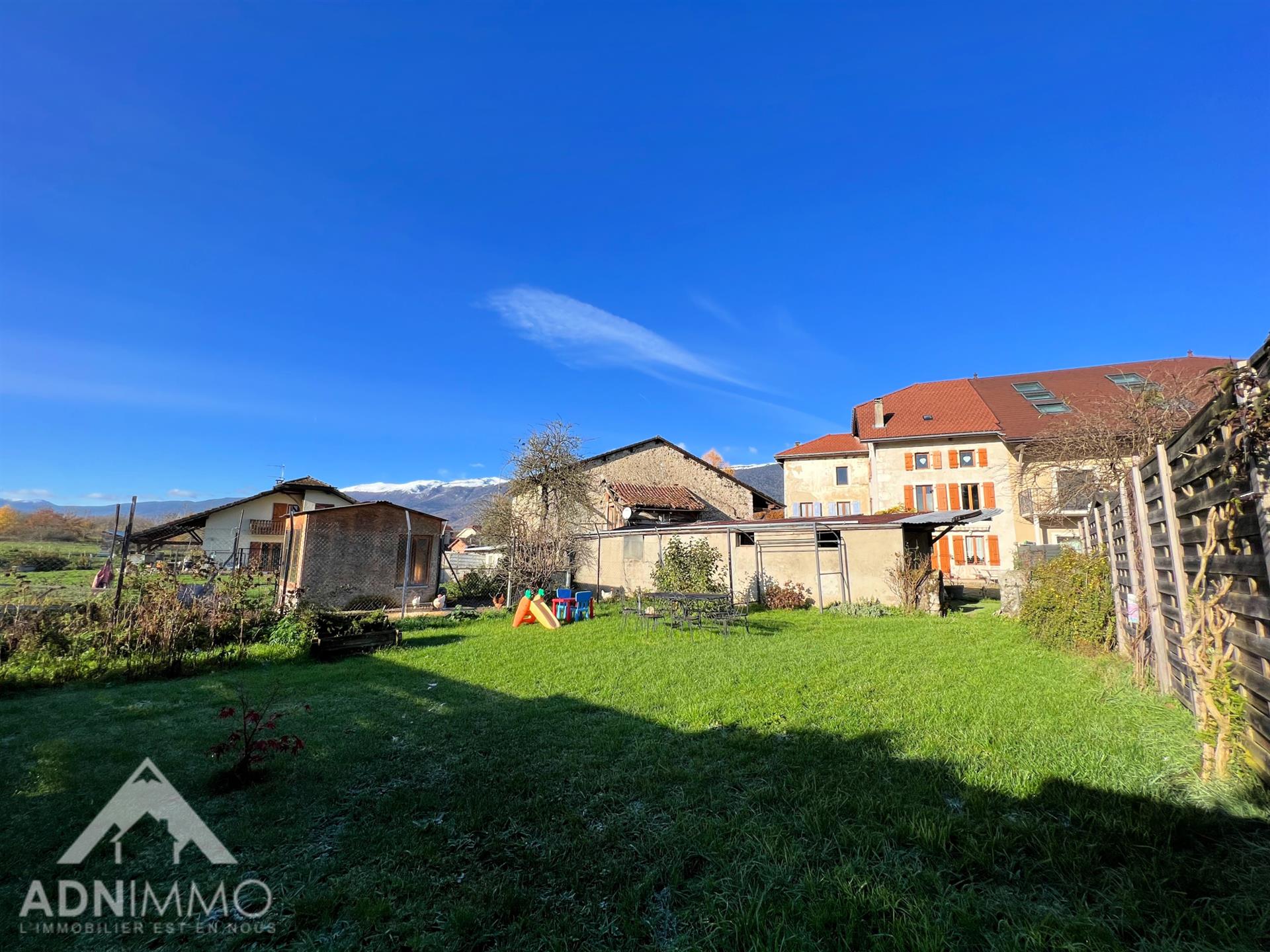 Maison à vendre, 205m², Saint-Genis-Pouilly