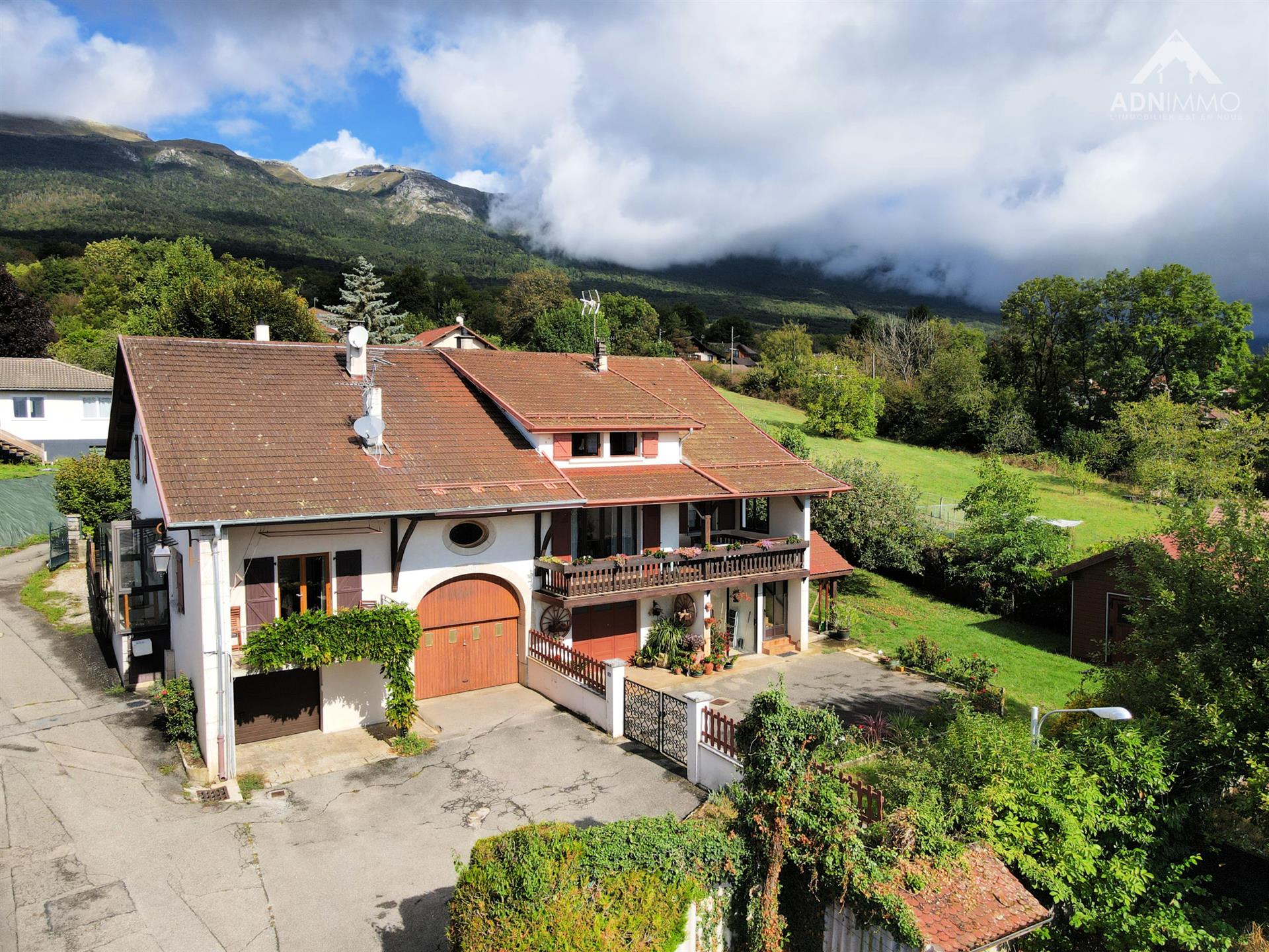 Maison à vendre, 210m², Thoiry