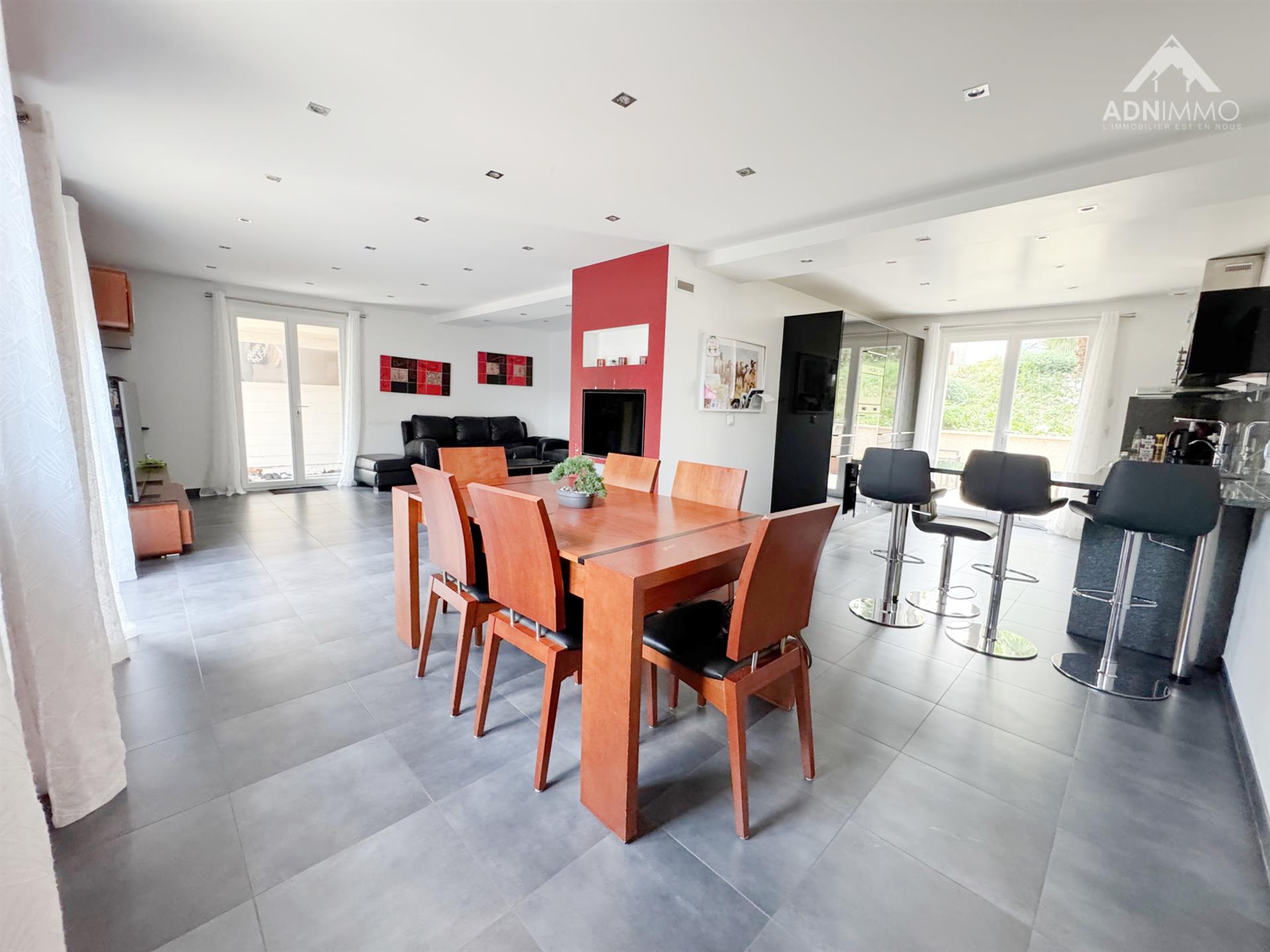 Maison à vendre, 145m², Péron