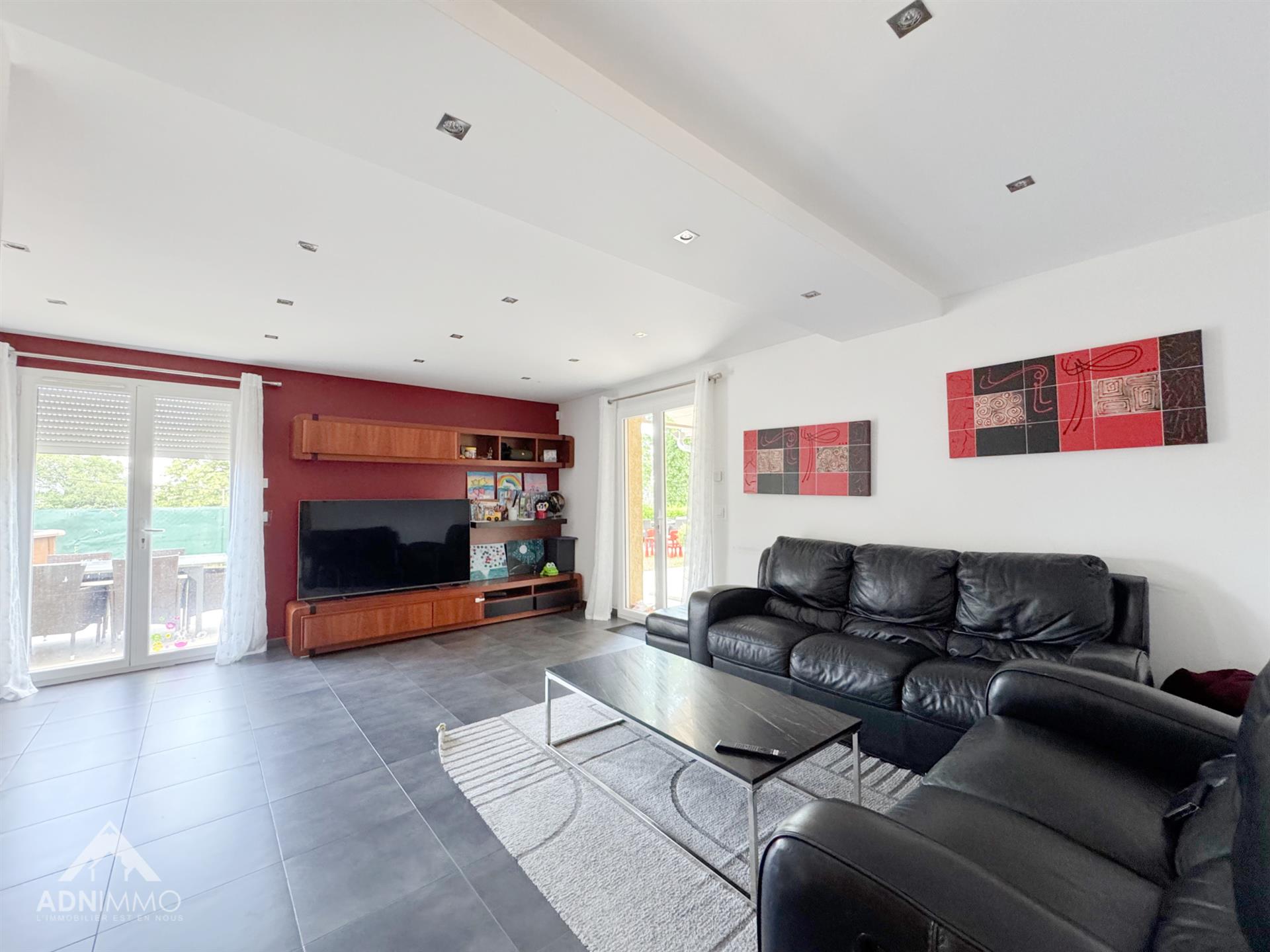 Maison à vendre, 145m², Péron