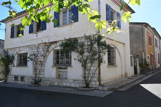 Local commercial 6 pièces 161 m² · à Tournon-d'Agenais · 161 m² · 164 800 €