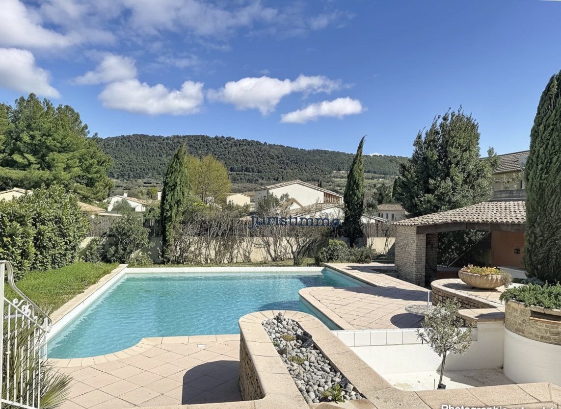 Maison à vendre, 340m², Vaison-la-Romaine