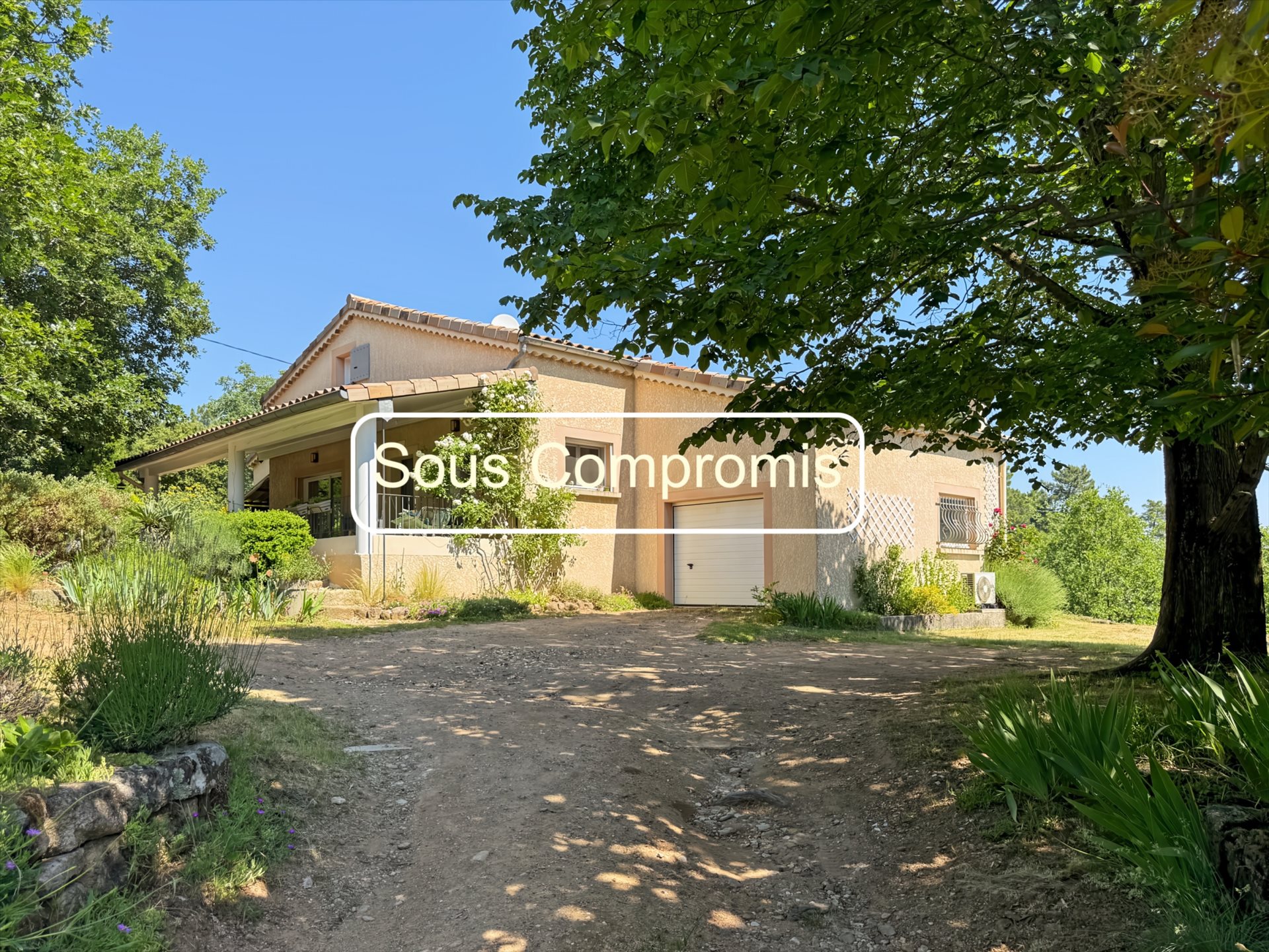 Maison à vendre, 138m², Ailhon