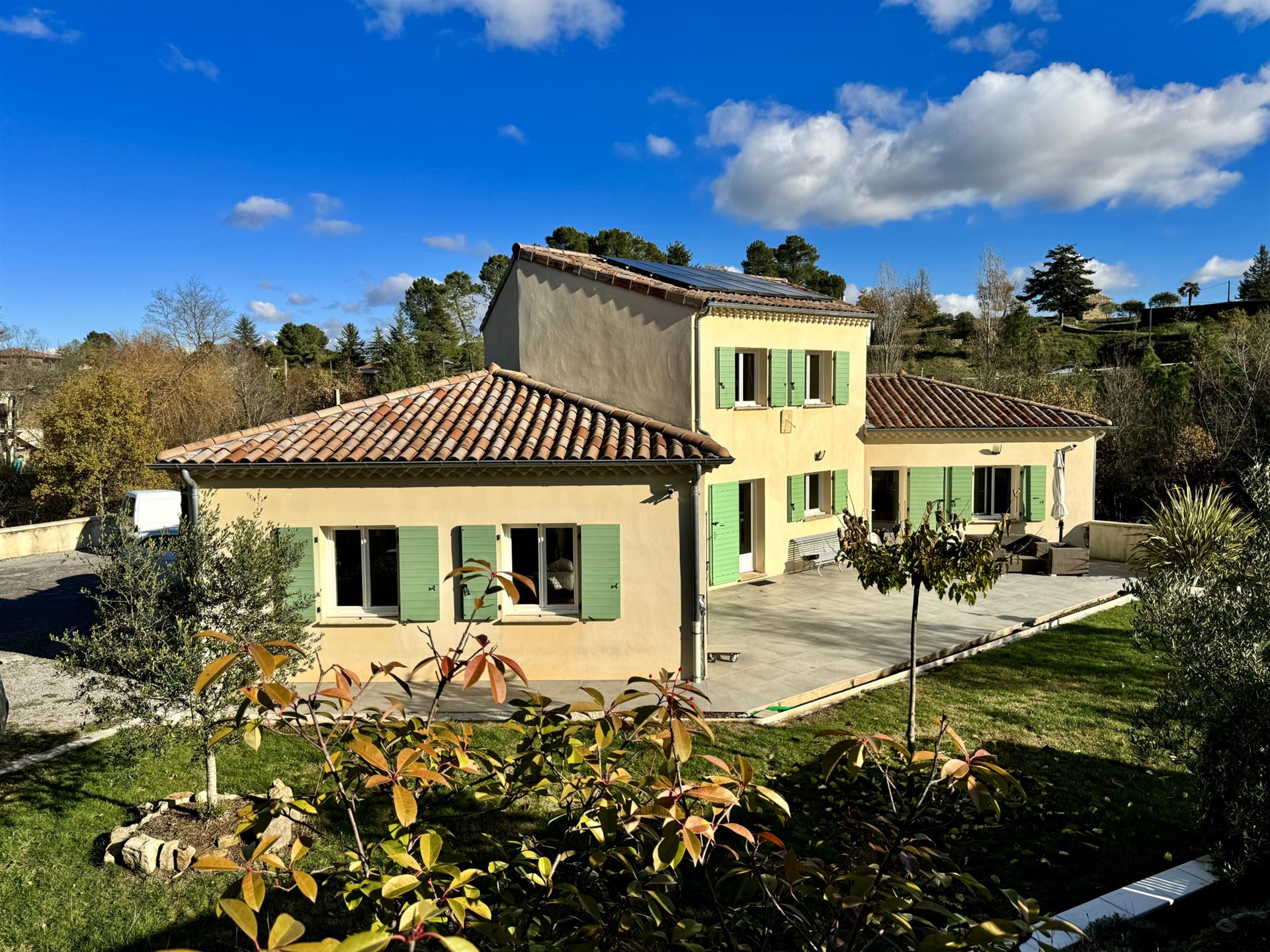 Maison à vendre, 200m², Aubenas