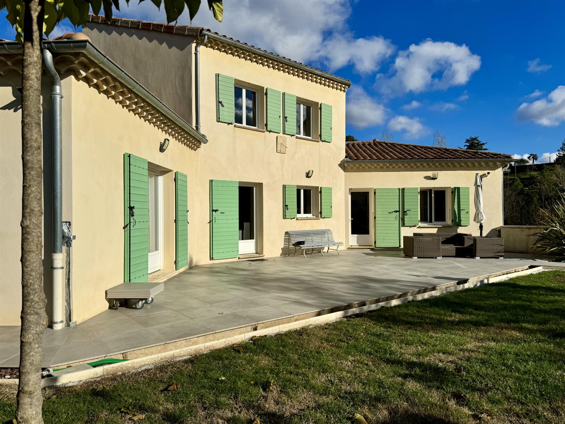 Maison à vendre, 200m², Aubenas