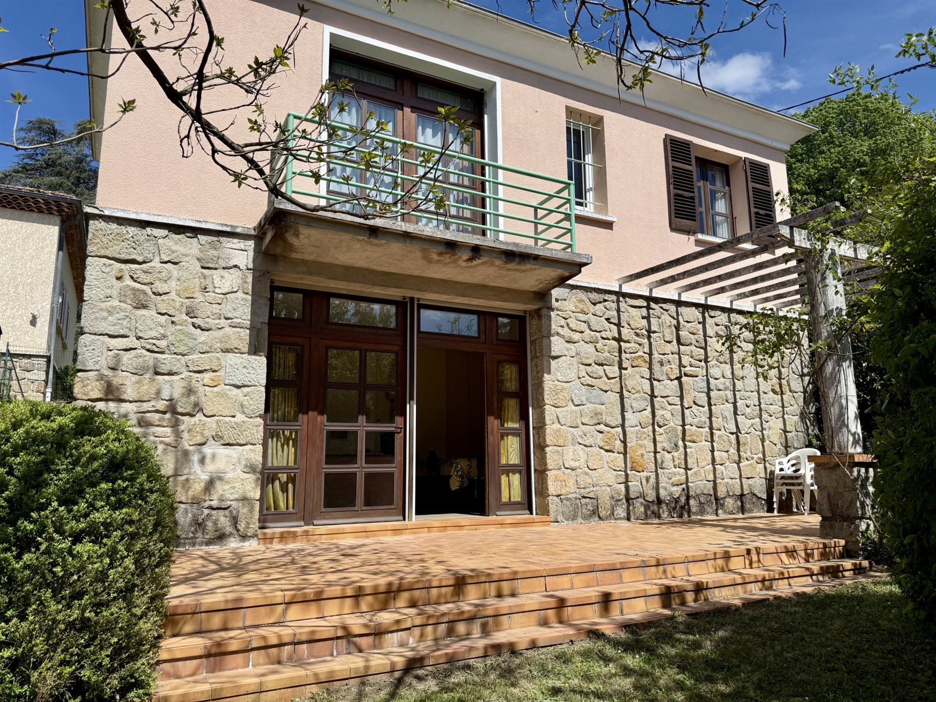 Maison à vendre, 74m², Vals-les-Bains