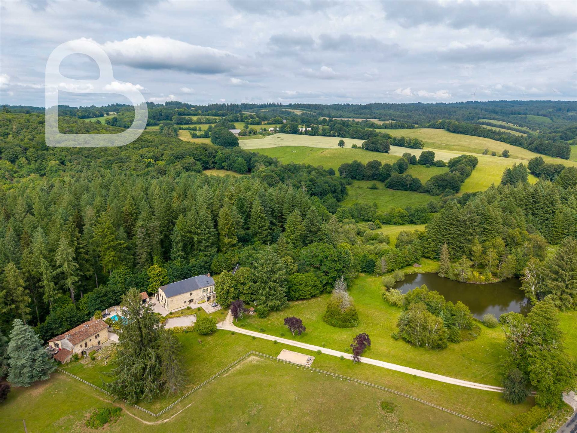Maison à vendre, 383m², Saint-Céré