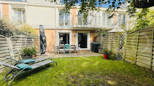 Maison 5 pièces 123 m² · à Nanterre · 123 m² · 790 000 €