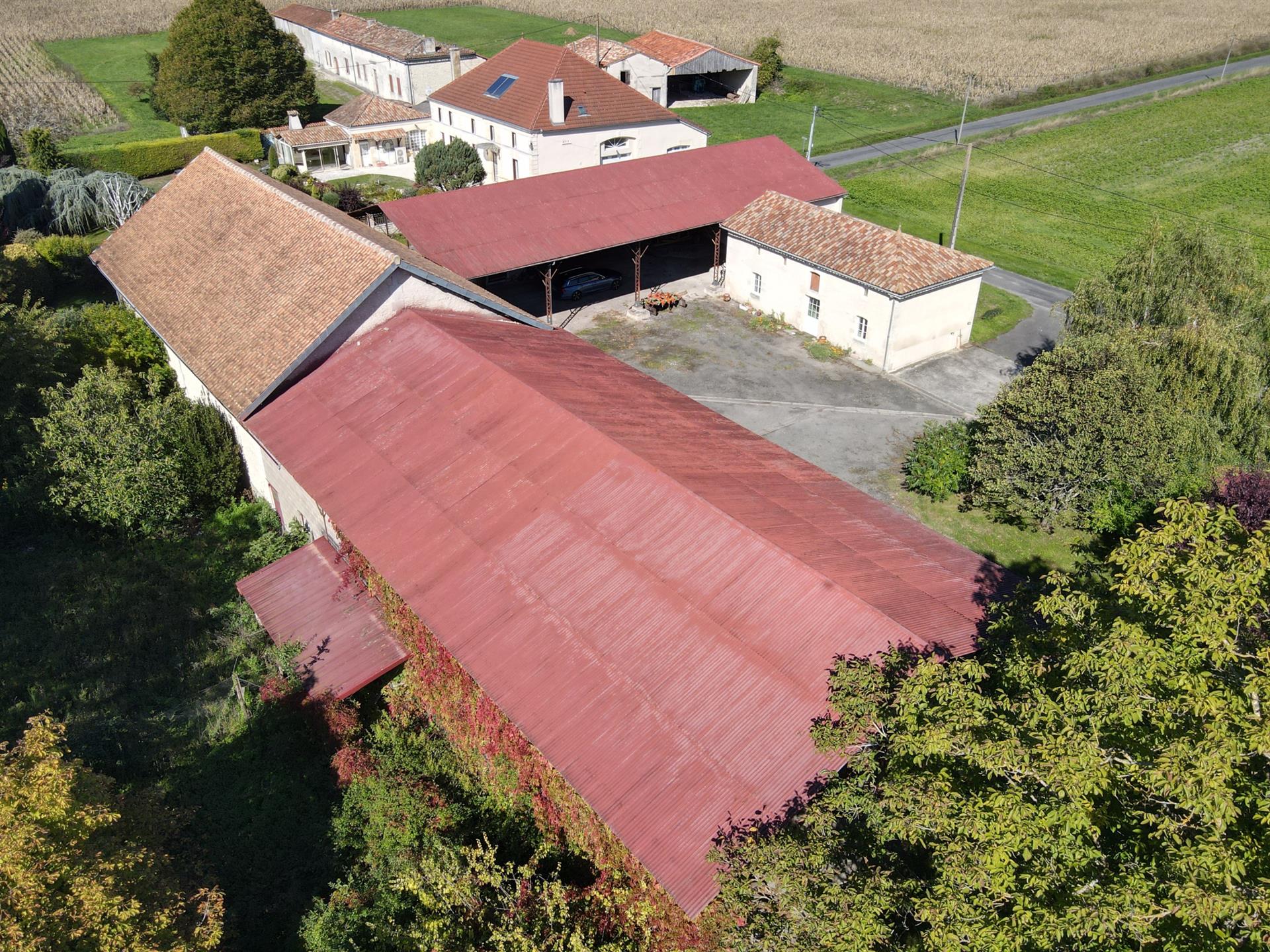 Maison à vendre, 232m², Jonzac