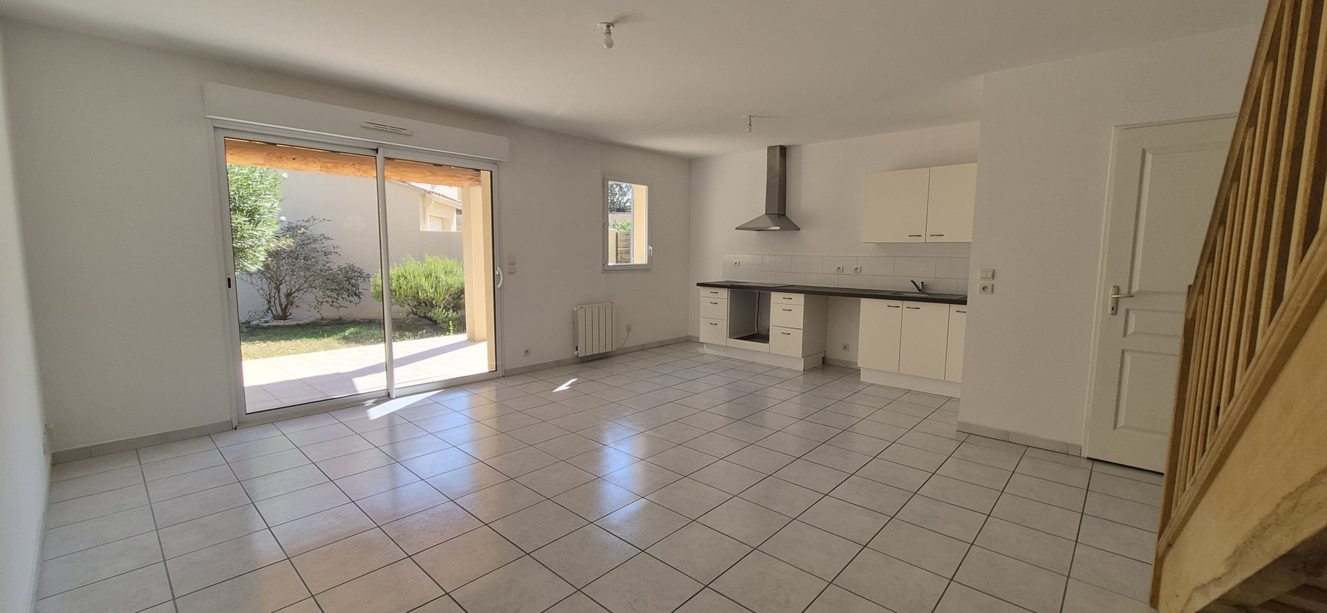 Maison à vendre, 83m², Entraigues-sur-la-Sorgue