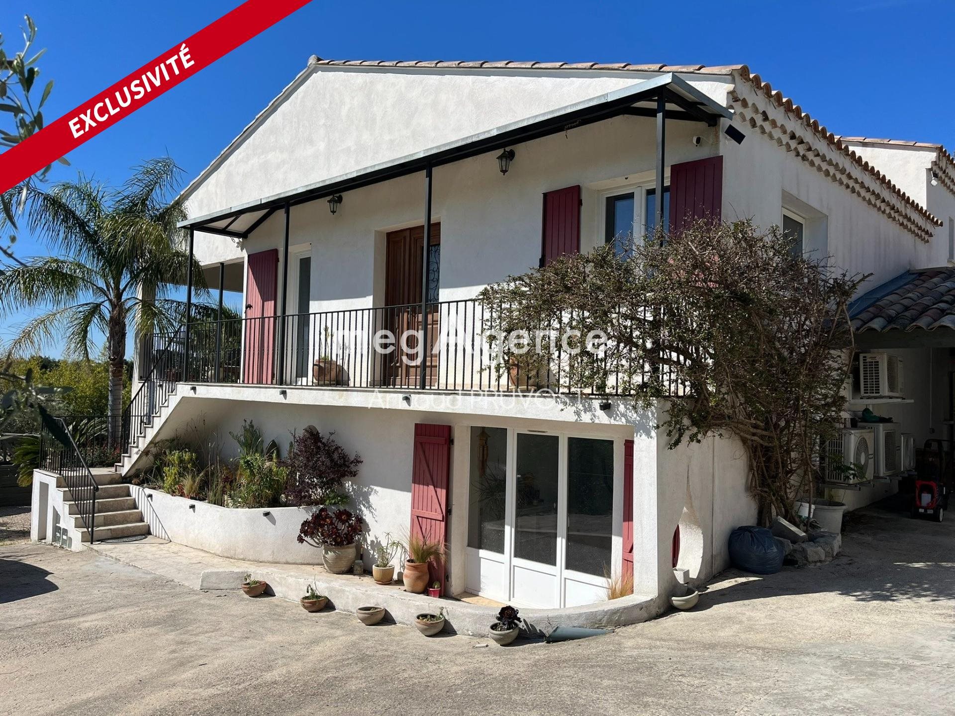 Maison à vendre, 217m², Arles