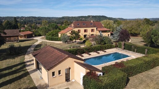 Le Buisson-de-Cadouin (Dordogne)