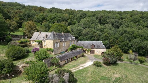 Maison 6 pièces 180 m² · à Sarlat-la-Canéda · 180 m² · 800 000 €