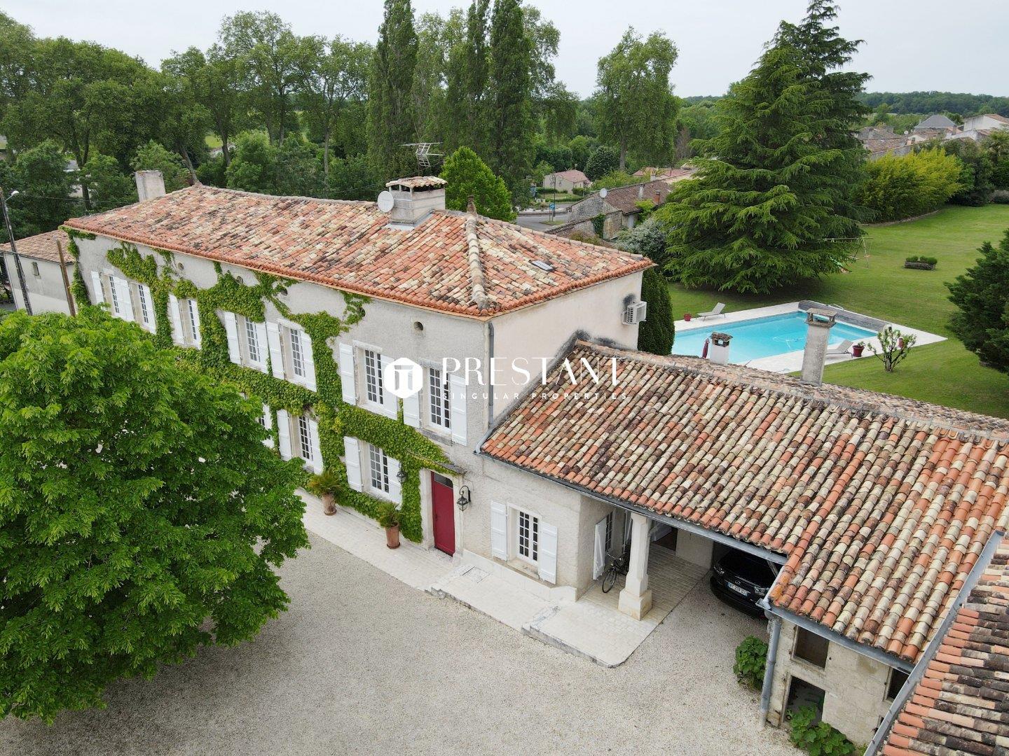 Maison à vendre, 310m², Angoulême