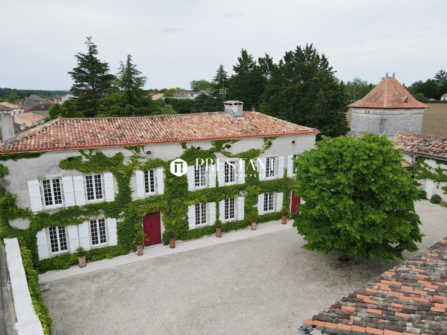 Maison à vendre, 310m², Angoulême