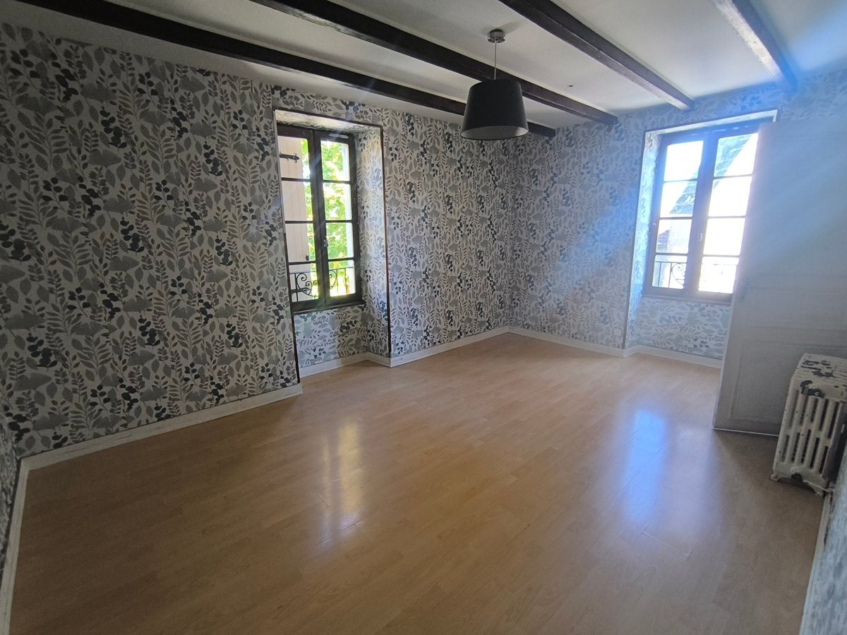 Maison à vendre, 250m², Hiersac