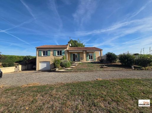Maison 6 pièces 122 m² · à Mosnac-Saint-Simeux · 122 m² · 264 900 €