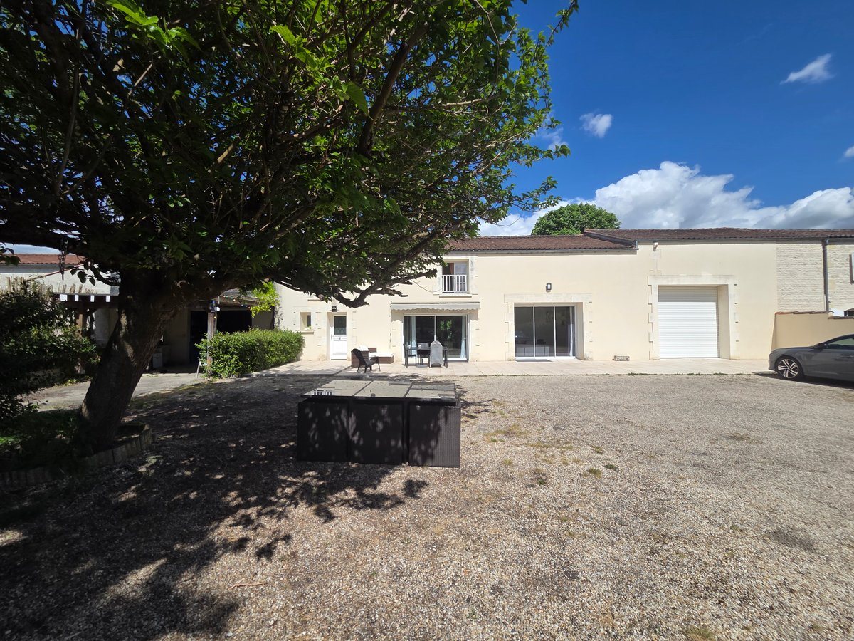 Maison à vendre, 208m², Réparsac