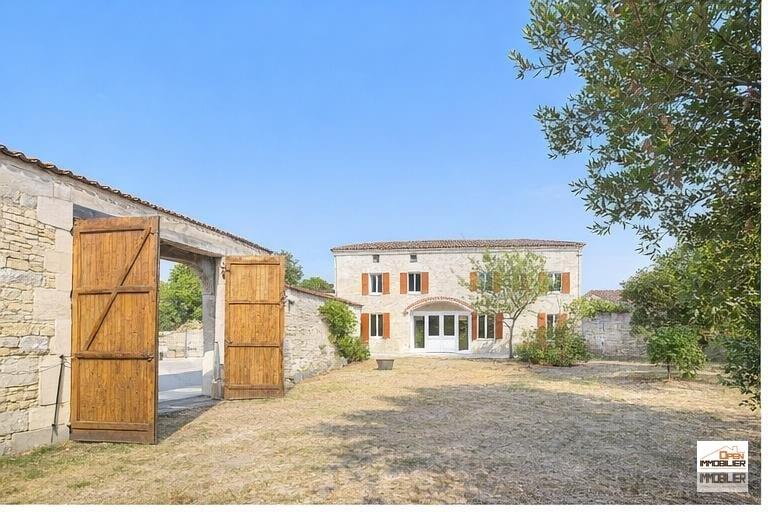 Maison à vendre, 158m², Chassors