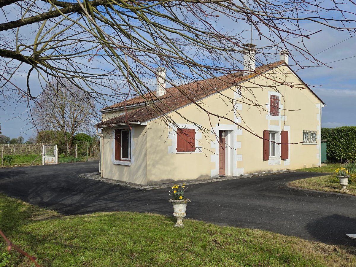 Maison à vendre, 112m², Hiersac