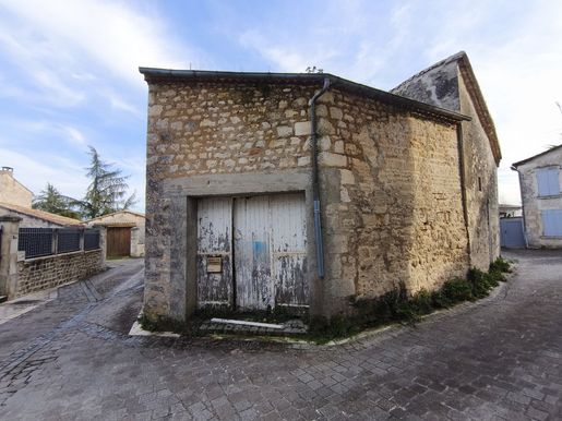 Maison 1 pièce 65 m² · à Soyaux · 65 m² · 49 900 €