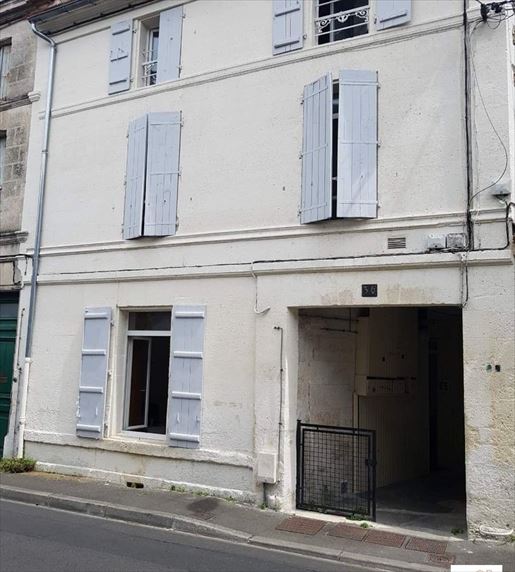 Immeuble 2 pièces 120 m² · à Angoulême · 120 m² · 315 000 €