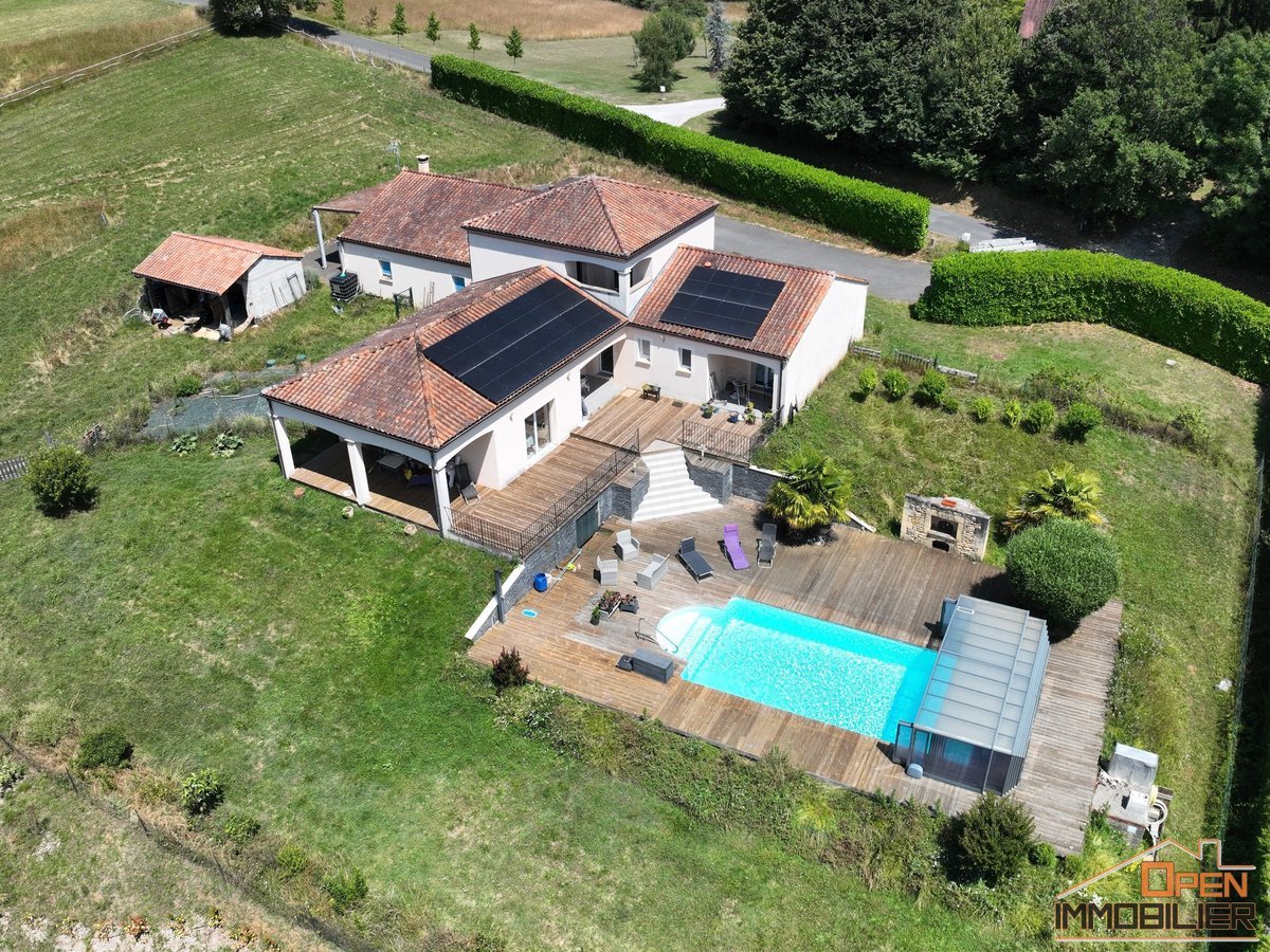 Maison à vendre, 206m², Simeyrols