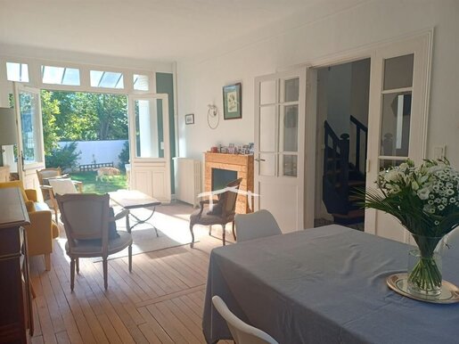 Maison 8 pièces 139 m² · à Rambouillet · 139 m² · 847 000 €