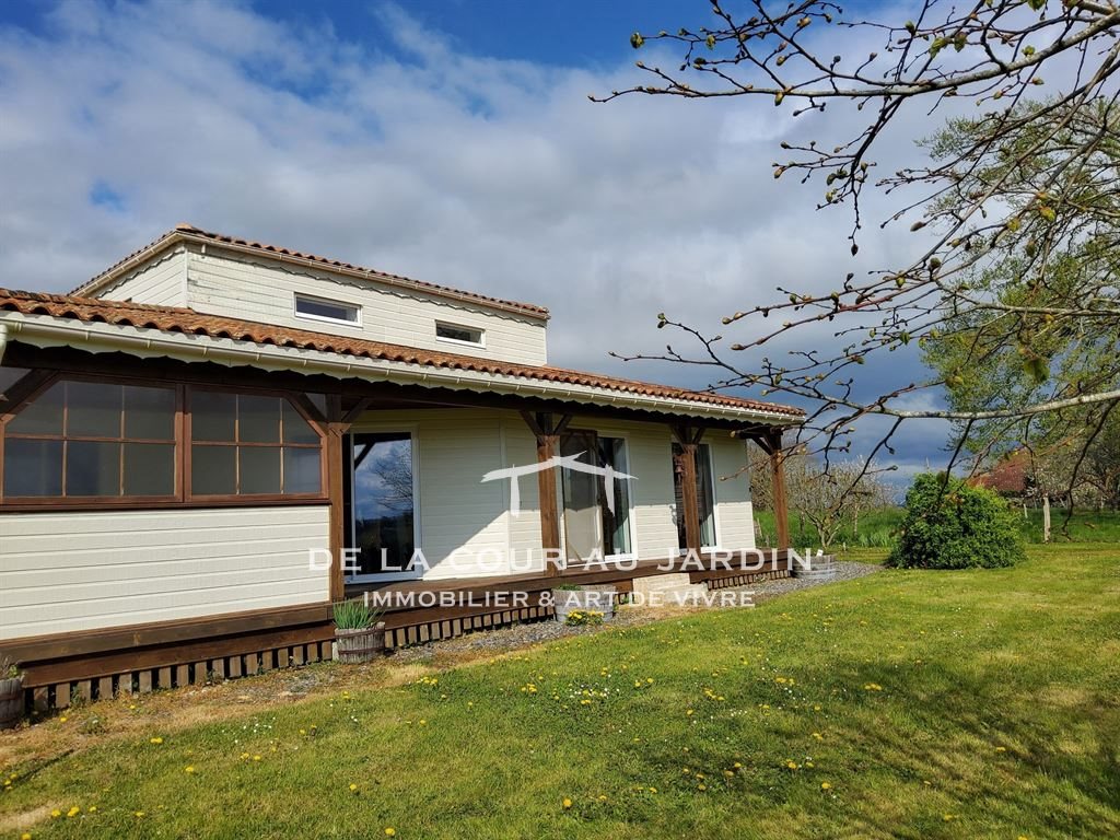 Maison à vendre, 165m², Eymouthiers