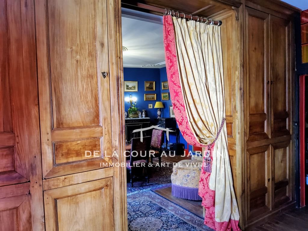 Maison à vendre, 287m², Nontron