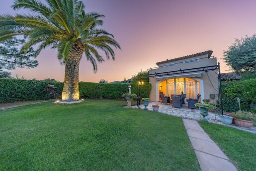 Maison 3 pièces 87 m² · à Roquebrune-sur-Argens · 87 m² · 670 000 €