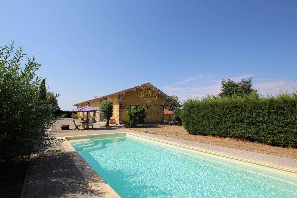 Maison à vendre, 231m², Tournus