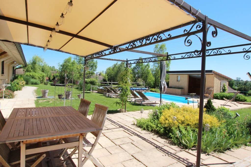 Maison à vendre, 283m², Tournus
